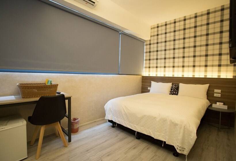 اتاق استاندارد, Meng Yun Ge