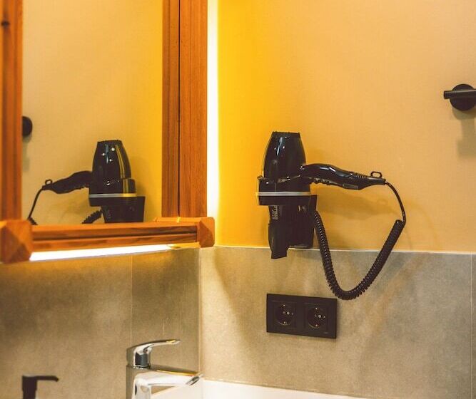 غرفة قياسية ثلاثية, Aphrodite Hotel Kaş