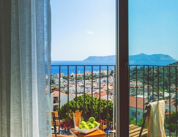 غرفة قياسية ثلاثية, Aphrodite Hotel Kaş