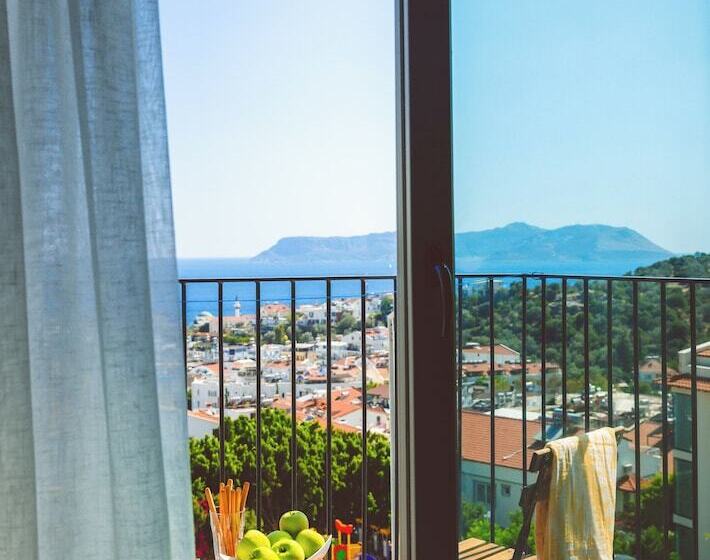 غرفة قياسية ثلاثية, Aphrodite Hotel Kaş