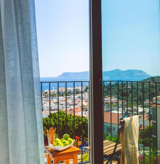 Номер Стандарт Трехместный, Aphrodite Hotel Kaş