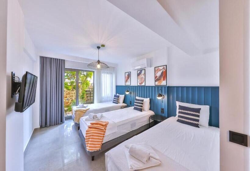 غرفة إقتصادية ثلاثية, Aphrodite Hotel Kaş