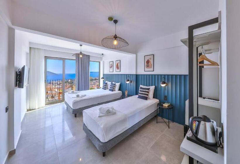 Номер Стандарт Трехместный, Aphrodite Hotel Kaş