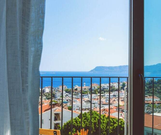 غرفة قياسية ثلاثية, Aphrodite Hotel Kaş