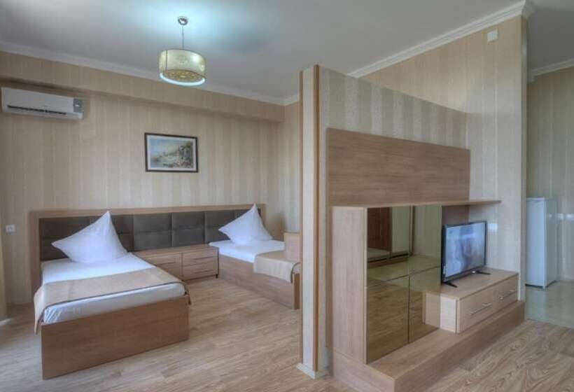 اتاق عادی, Shihov