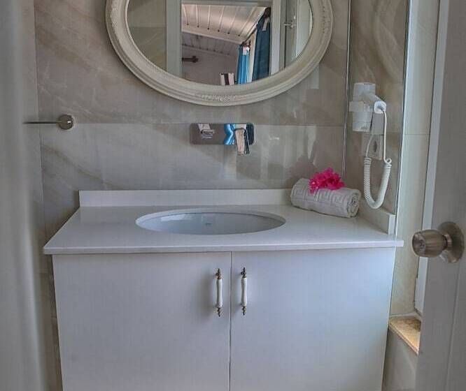 Pokój Standard, Mina Apart