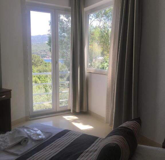 Pokój Standard Widok Boczny Morze, Mina Apart