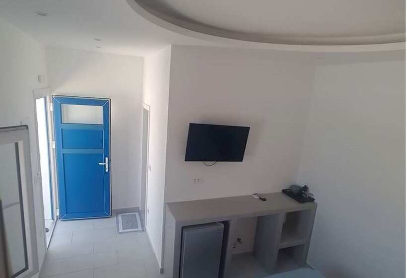 חדר דלוקס, Nikos Rooms