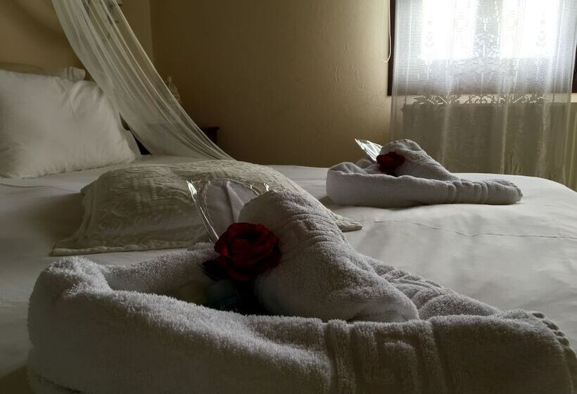 シングルデラックスルーム, Varosi 4 Seasons