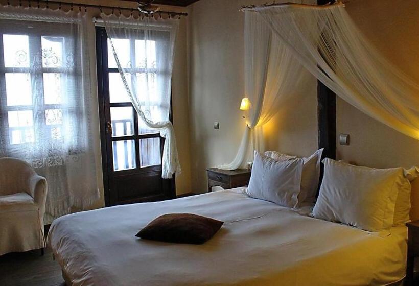 シングルデラックスルーム, Varosi 4 Seasons