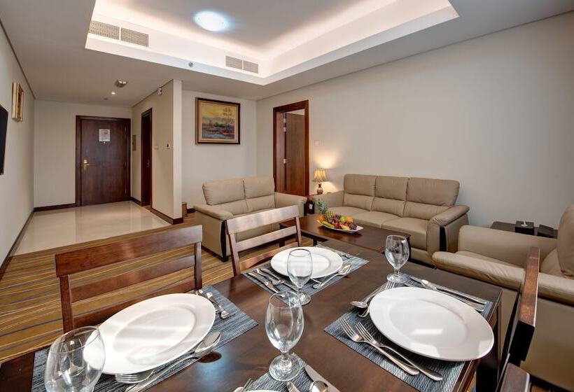 سوییت اجرایی, Center Hotel Sharjah