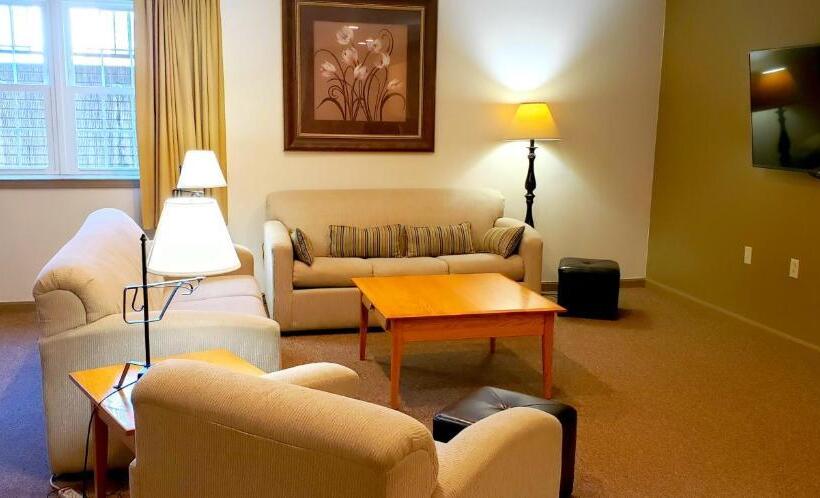 غرفة قياسية سرير كينج, Lodging On The Square