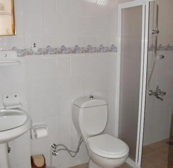 اتاق استاندارد, Sardunya Otel Arka Bä°na