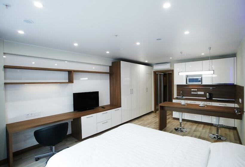 スーペリアスタジオ, Apart Hotel Ye S