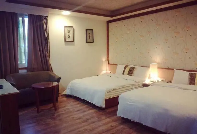 اتاق استاندارد چهار تخته, 玉泉旅館
