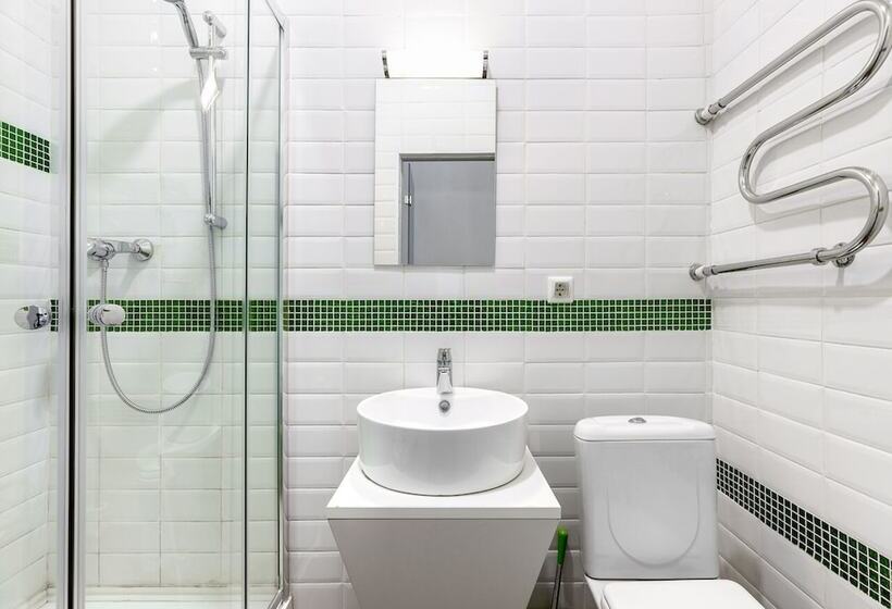 سوییت جونیور, Art Grand Victoria