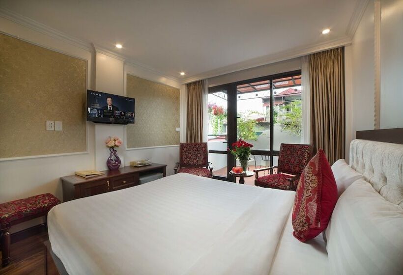 اتاق لوکس با بالکن, Golden Sail Hotel & Spa