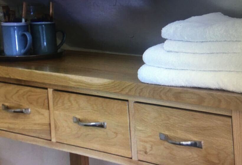 غرفة إقتصادية فردية, Bridge Farm Guesthouse Rooms