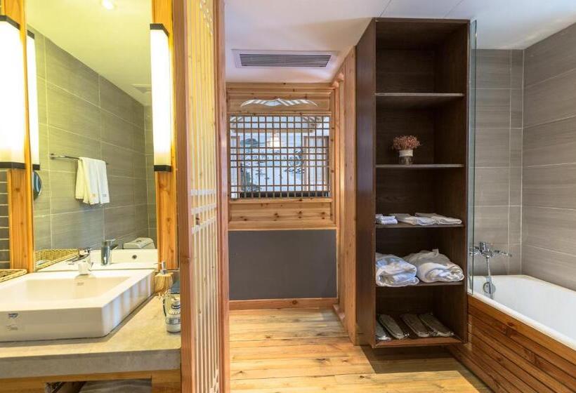 デラックスルーム, Mild Spring Boutique