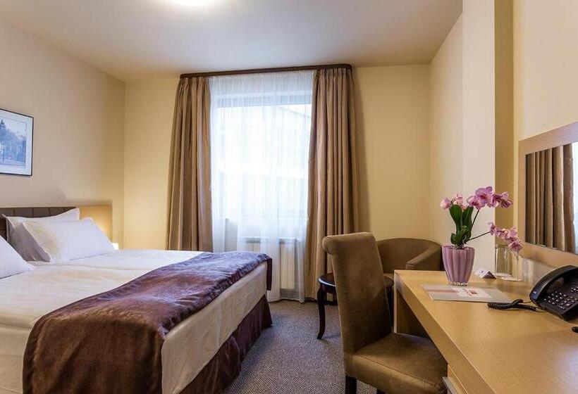 Standardrum, Sofia Palace Hotel By Hmg