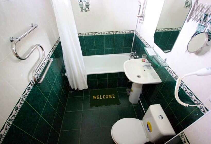 سوییت لوکس, Nadezhda