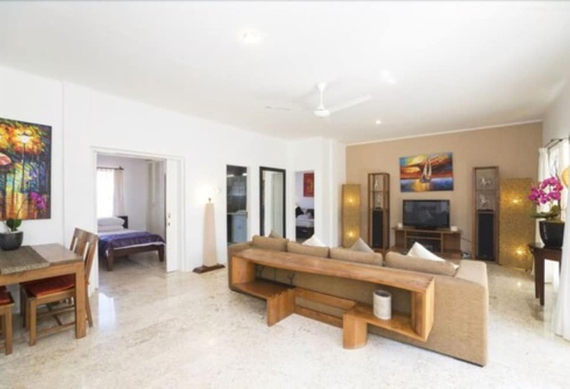 شقة ديلوكس غرفتين نوم, Beach Melati Apartments