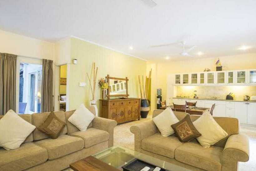 דירת דלוקס 2 חדרי שינה, Beach Melati Apartments