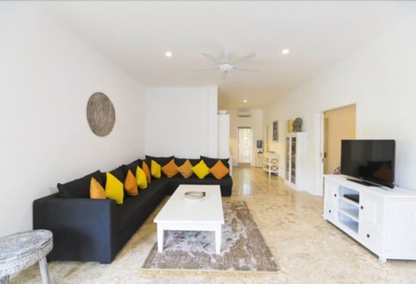 شقة ديلوكس غرفتين نوم, Beach Melati Apartments