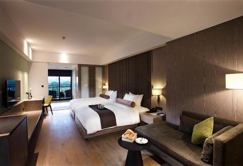 اتاق لوکس با بالکن, Gaeavilla Resort