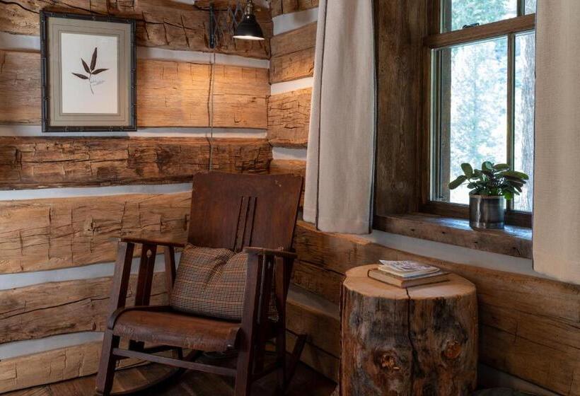 Дом 3 Спальни, Eleven Taylor River Lodge