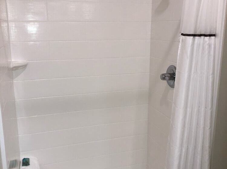 스위트, Grandstay Hotel & Suites Rock Valley