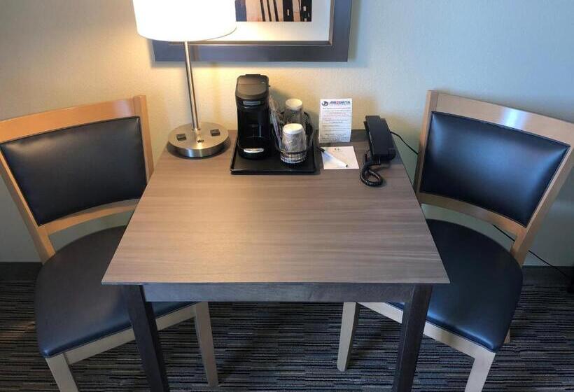 스탠다드 룸 킹사이즈 침대, Grandstay Hotel & Suites Rock Valley