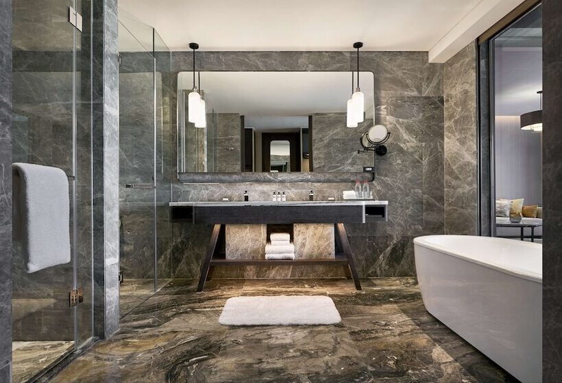 Номер Клуб, Hyatt Regency Beijing Shiyuan
