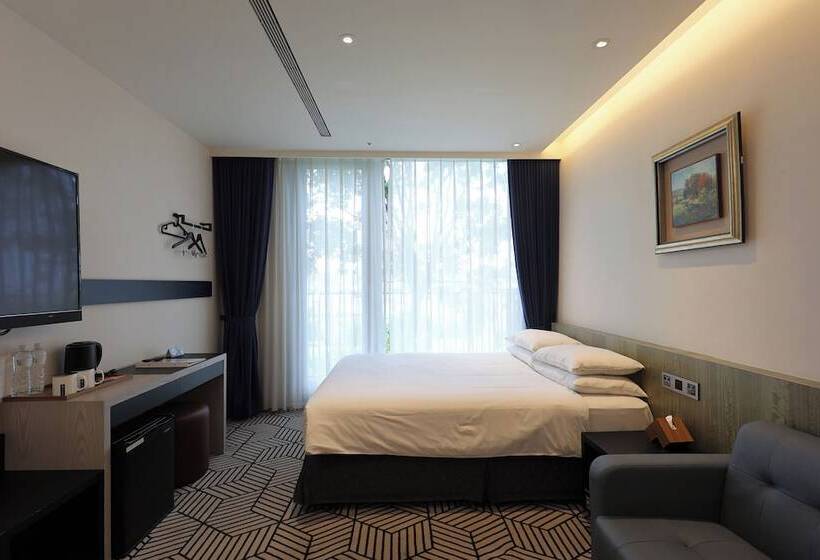 اتاق استاندارد, Royal Roi