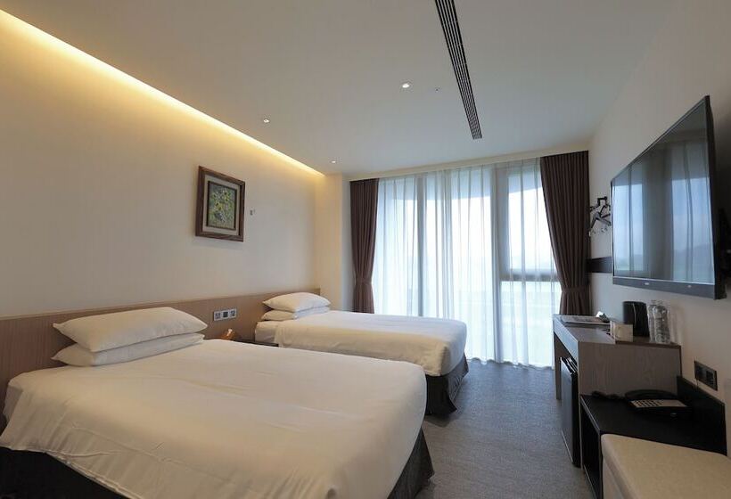 اتاق استاندارد, Royal Roi