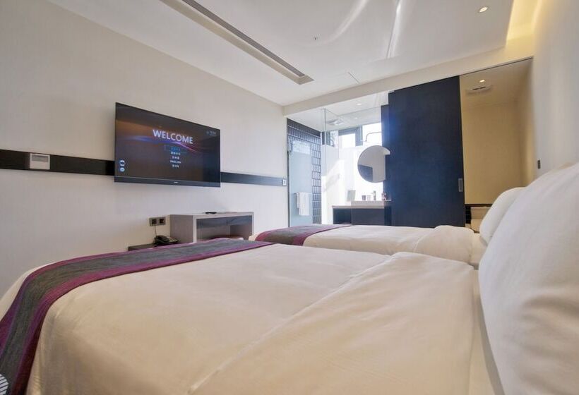 اتاق استاندارد, Royal Roi