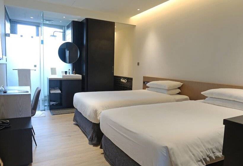 اتاق استاندارد, Royal Roi