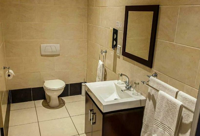 سوییت, Komani Resorts