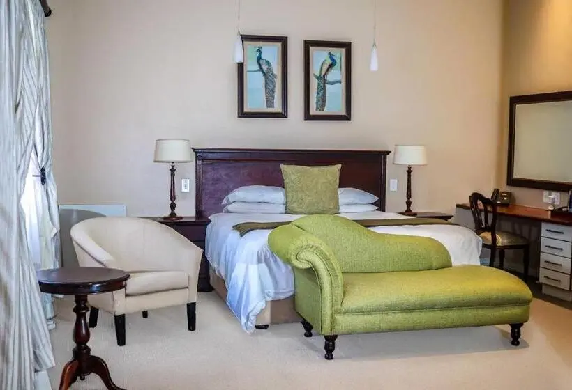 デラックスルーム, Komani Resorts