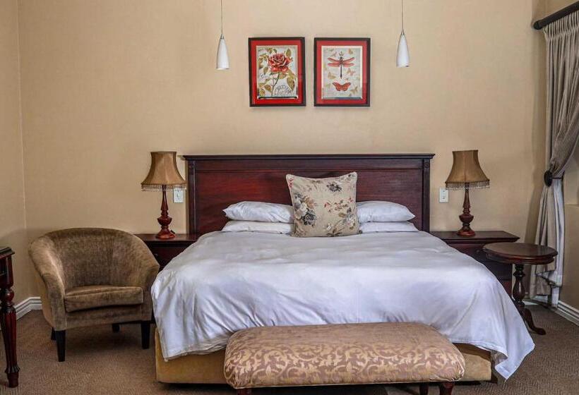 Номер Стандарт, Komani Resorts