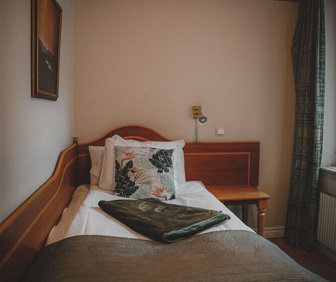 スタンダードシングルルーム, Mojo Hotell