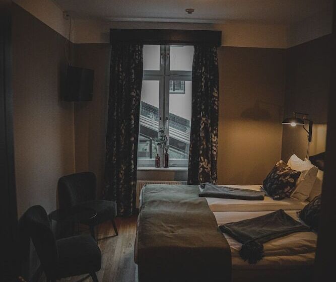 标准间, Mojo Hotell