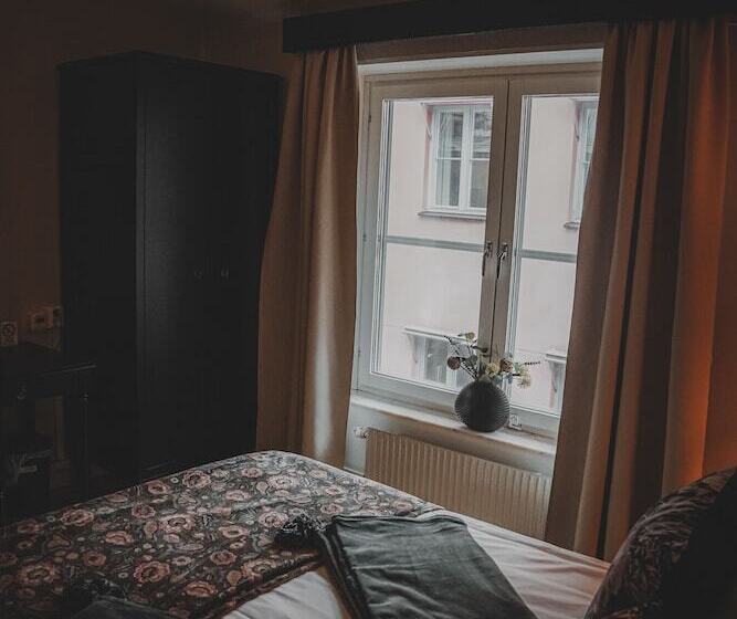 スタンダードルーム, Mojo Hotell