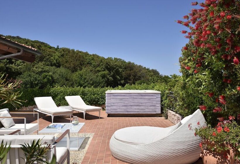 جناح جونيور مطلّ علي حمام السباحة, Argentario Lagoon Resort & Spa