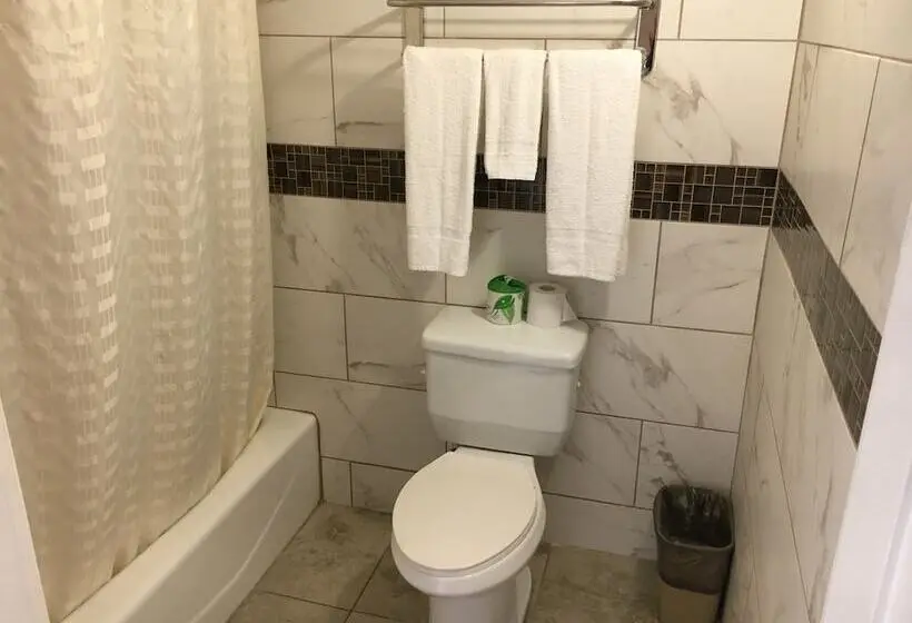スタンダードルーム, Travelodge By Wyndham Harbor City
