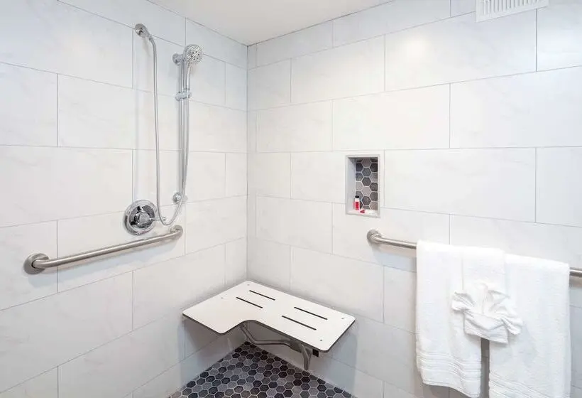 身障者適用スタンダードルーム, Travelodge By Wyndham Harbor City
