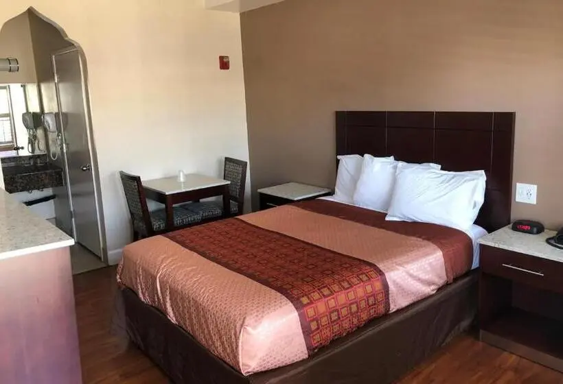 スタンダードルーム, Travelodge By Wyndham Harbor City