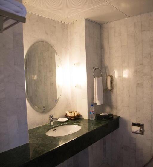 سوییت لوکس, Beach Luxury