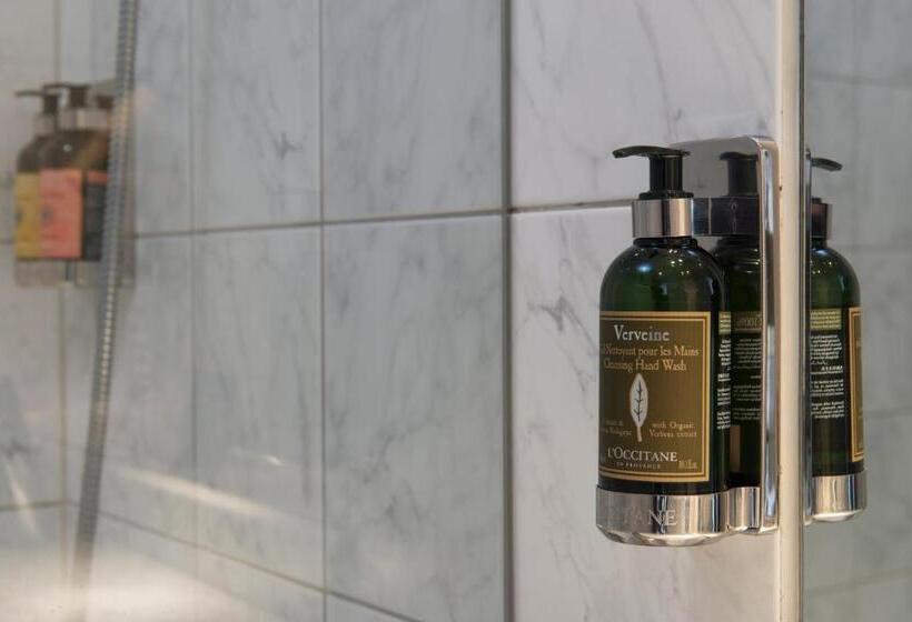 اتاق استاندارد, Bristol