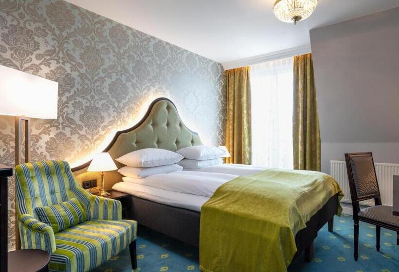 اتاق استاندارد, Bristol